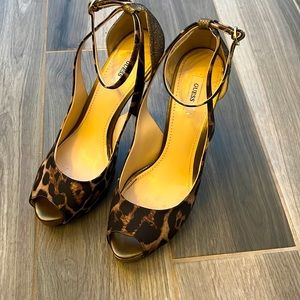 Guess Animal print Heels size 10
